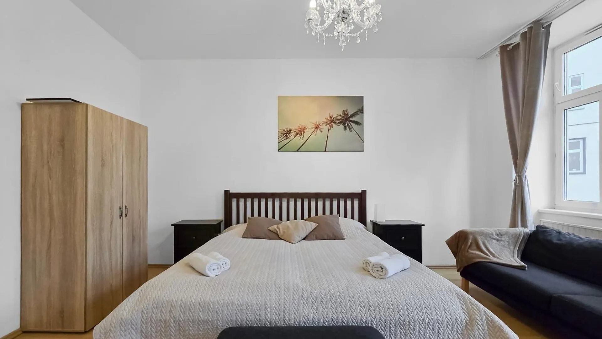 Three King-Size Beds, Three Bedrooms Viena Apartamento