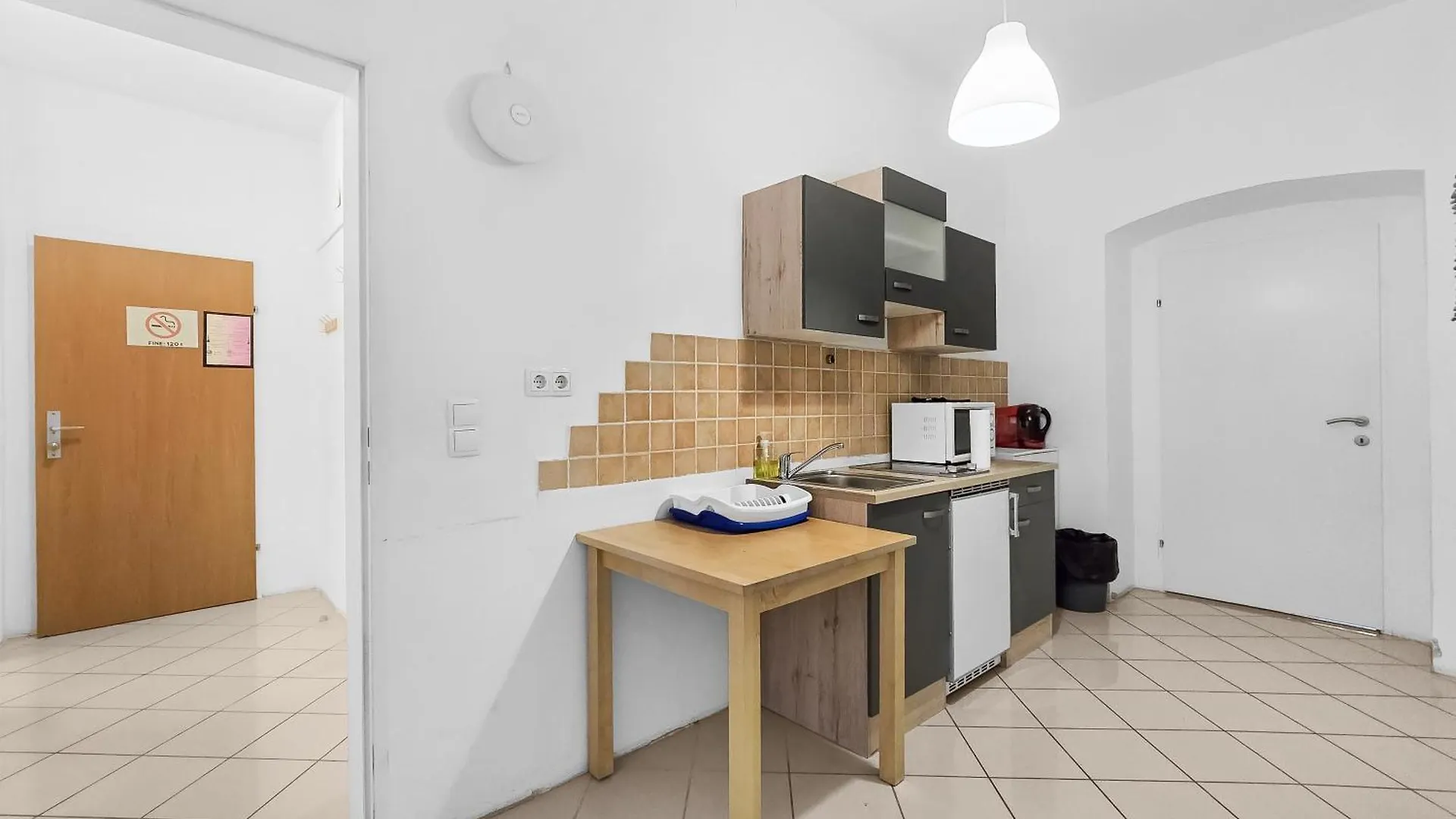Three King-Size Beds, Three Bedrooms Viena