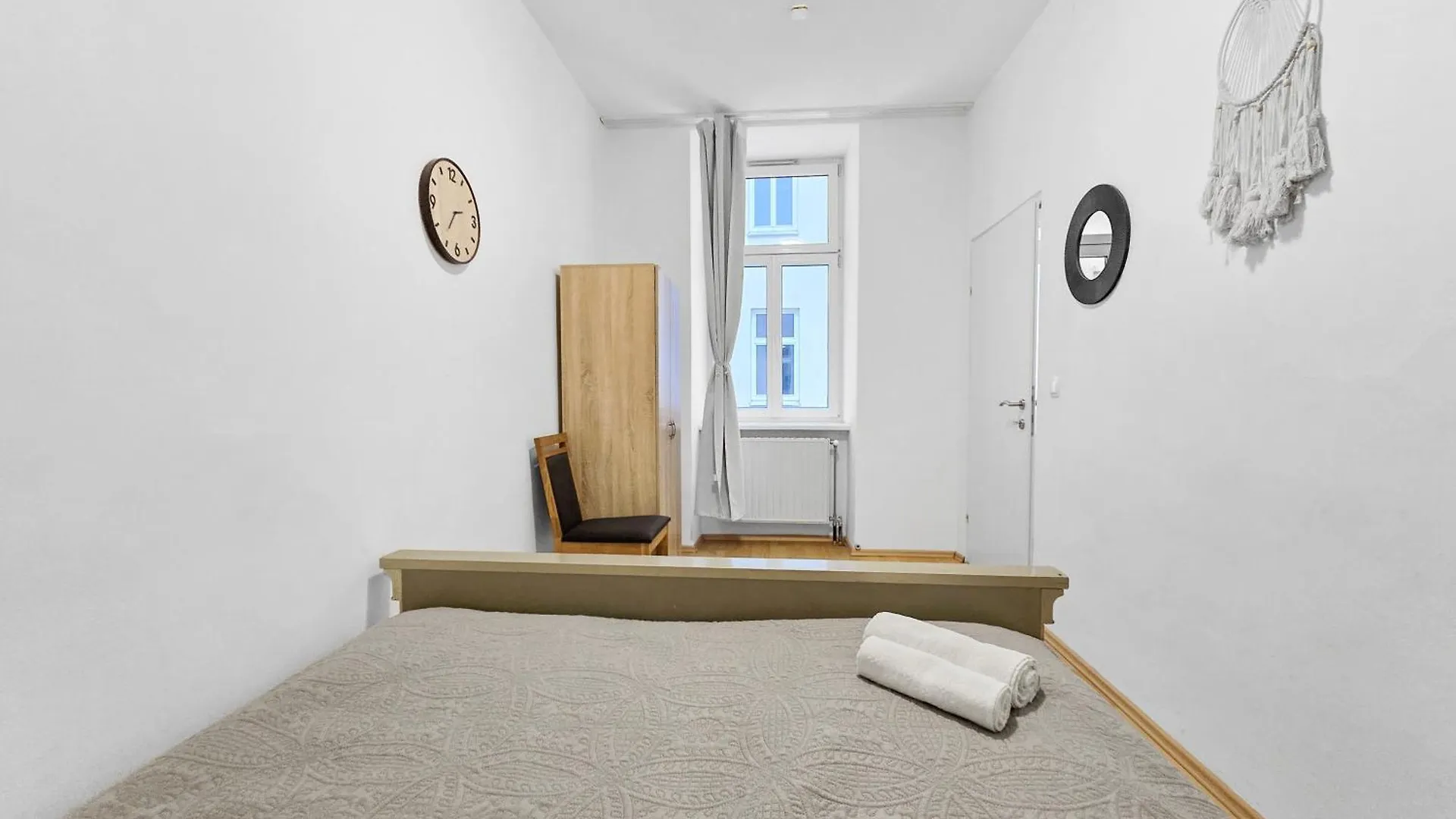Three King-Size Beds, Three Bedrooms Viena Apartamento